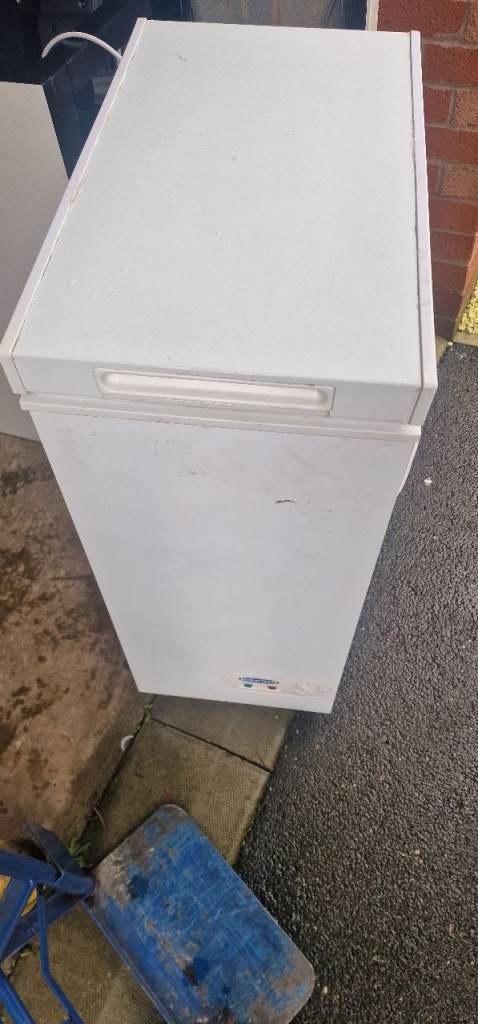 Chest freezer _ free delivery