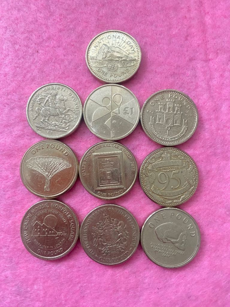 Old 1 pound coins set of 10 .. 