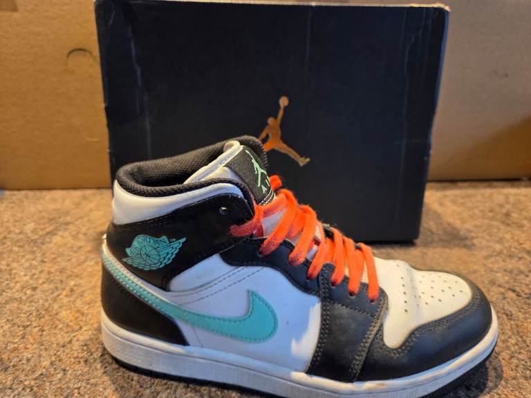 Nike Air Jordans size 7 UK