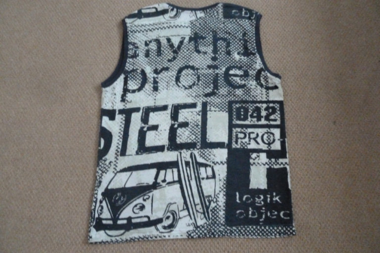 Men's Stylish Sleeveless Top With VW Campervan Logo