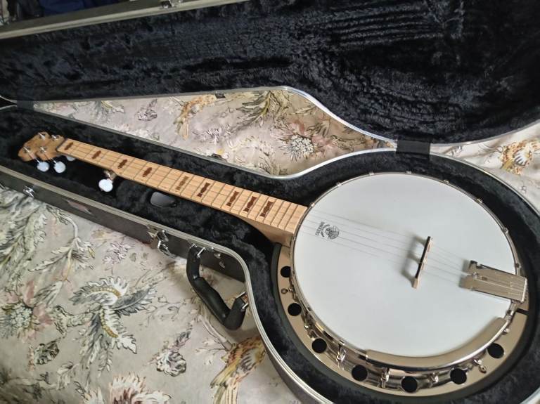 Deering Goodtime Carolina King 5 String Banjo