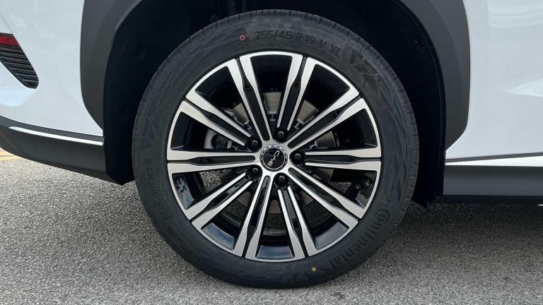 2025 BYD Sealion 7 230kW Comfort 83kWh 5dr Auto MPV ELECTRIC Automatic