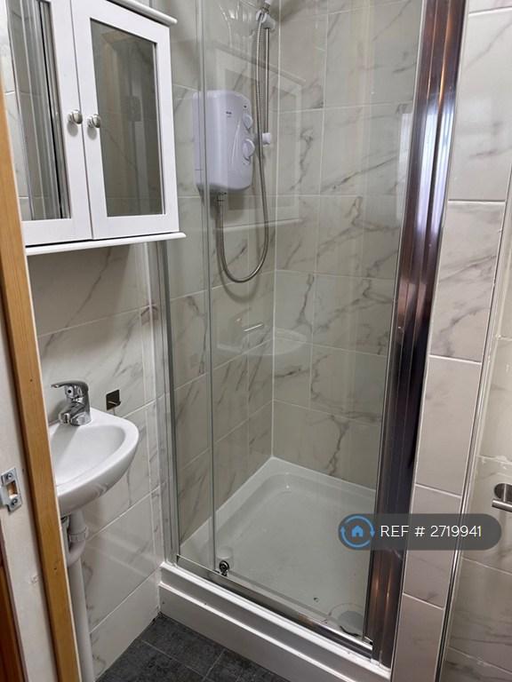 Studio flat in Hornsey Crouch End, London, N8 (#2719941)