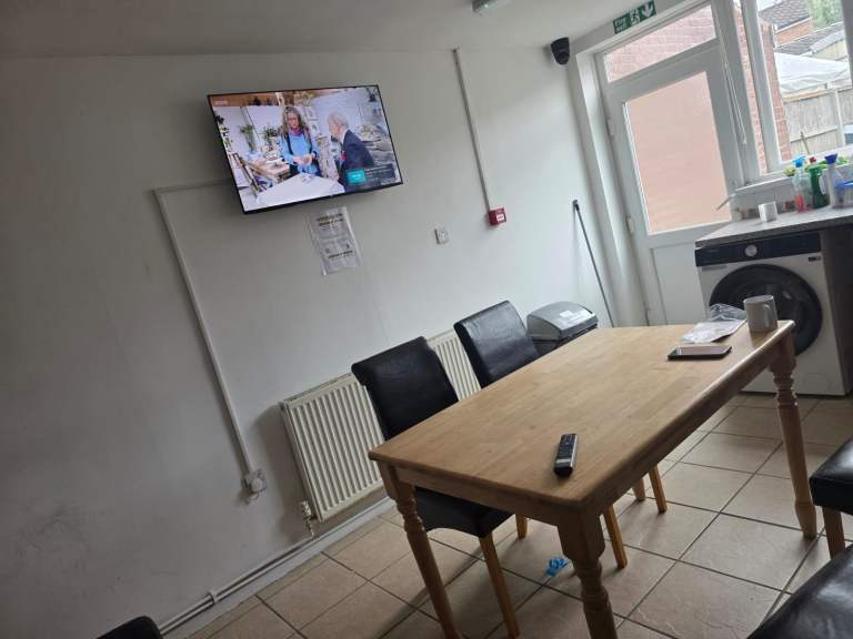 HMO Supported Accommodation DSS Double ROOMS available in Bromfield Close B6 5HT BIRMINGHAM