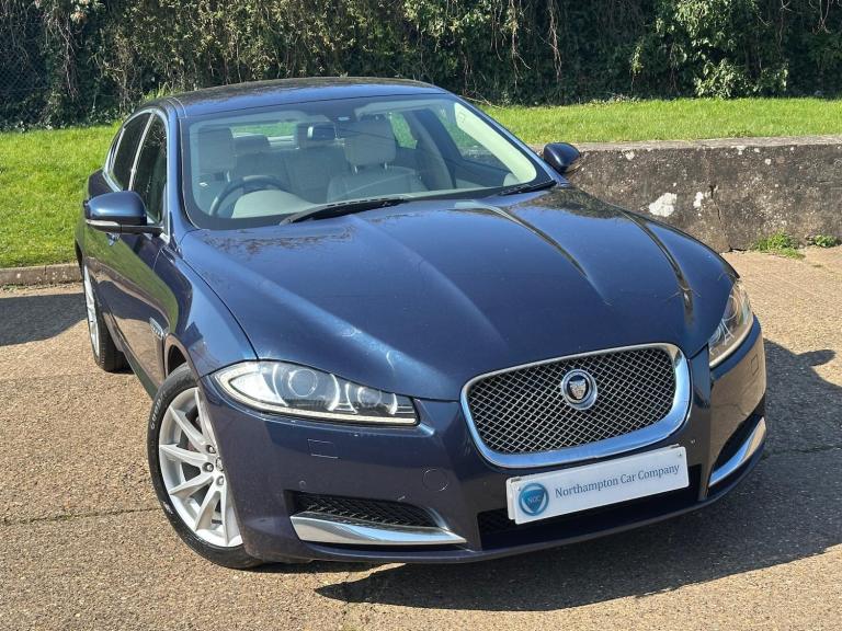 2013 Jaguar XF 2.2d Premium Luxury Auto Euro 5 (s/s) 4dr SALOON Diesel Automatic