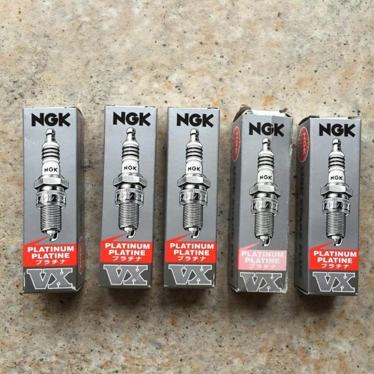 Set of 5 NGK BKR7EVX (NGK 3544) spark plug