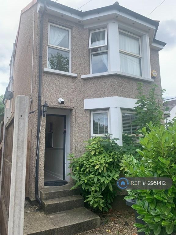 1 bedroom in Heath Road, Thornton Heath, CR7 (#2951412)