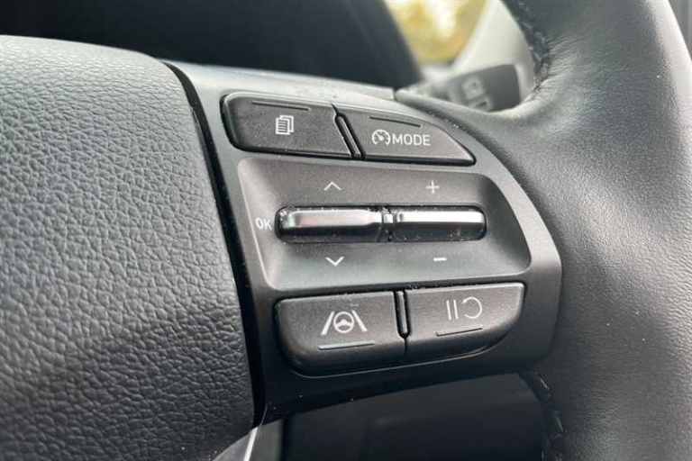 2023 Hyundai i30 1.0T GDI PREMIUM 5DR DCT Hatchback Petrol Automatic