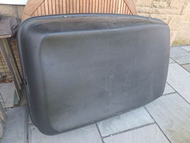 Halfords roof box