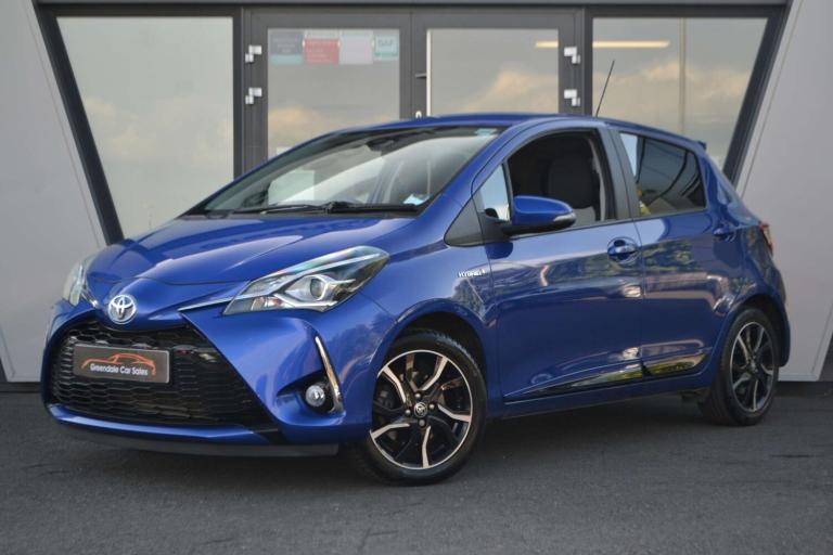 2018 Toyota Yaris 1.5 Yaris Design Hybrid VVT-i CVT 5dr Hatchback Hybrid Automatic