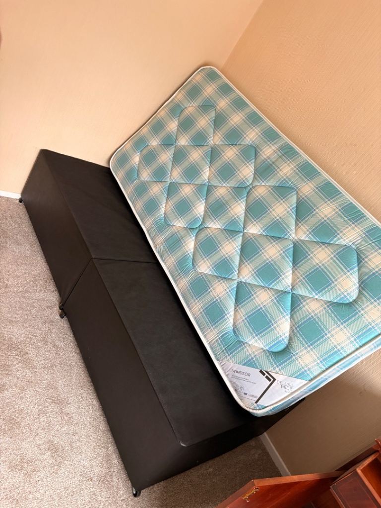 Single divan bed & matress