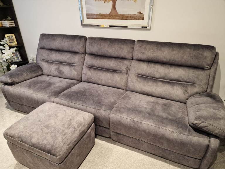 4 Seater and 2 Seater Sofas