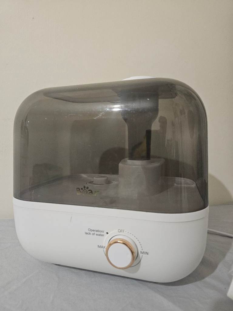 Home Humidifier Air Moisturiser – Large Tank, Silent, Adjustable – Great Condition
