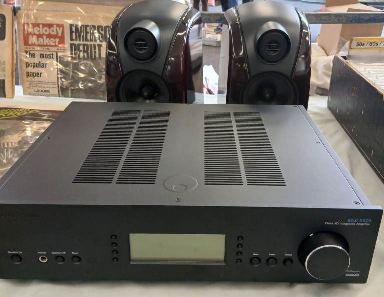 Cambridge Audio Azur 840A Integrated Amplifier –As New ,still in box