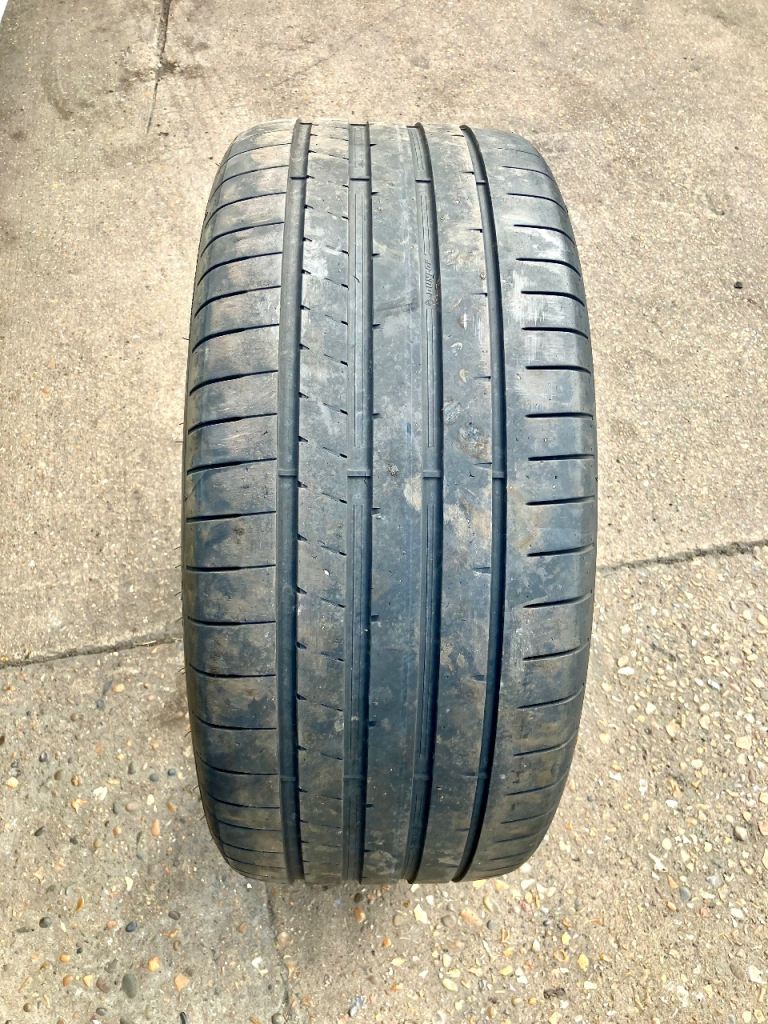 275/40/21 DUNLOP SPORT MAXX RT2