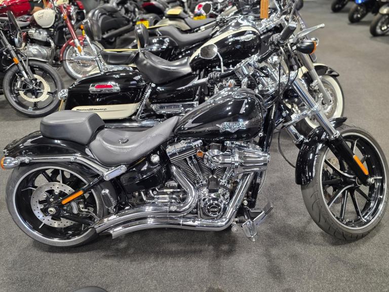 2014 HARLEY-DAVIDSON FXSB 103 BREAKOUT 1690 