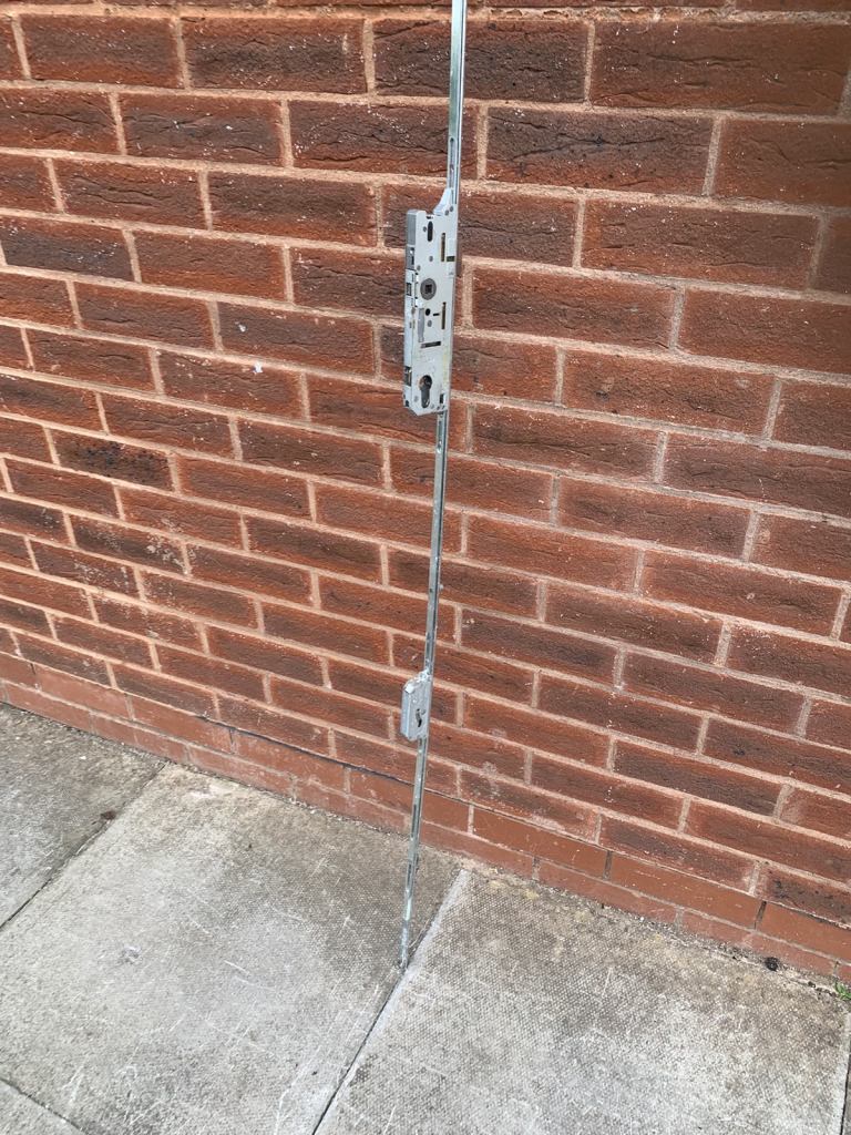 MULTI LEV MECHANISM WITH GEAR BOX FOR UPVC DOORS 195CM LONG FUHR BRAND
