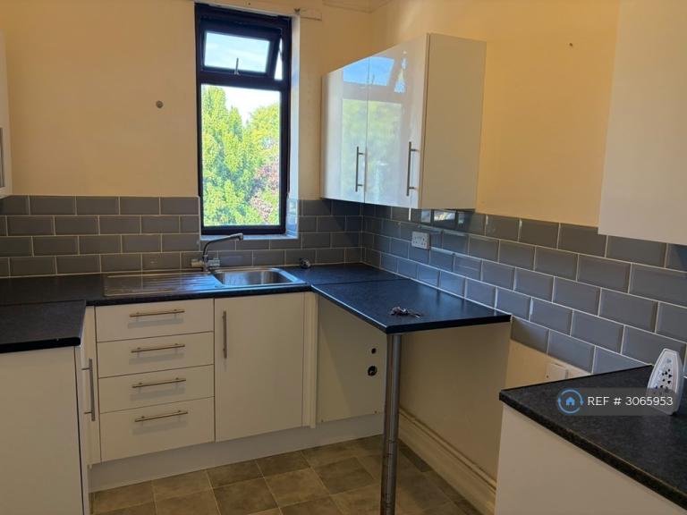 1 bedroom flat in Church St, March, PE15 (1 bed) (#3065953)