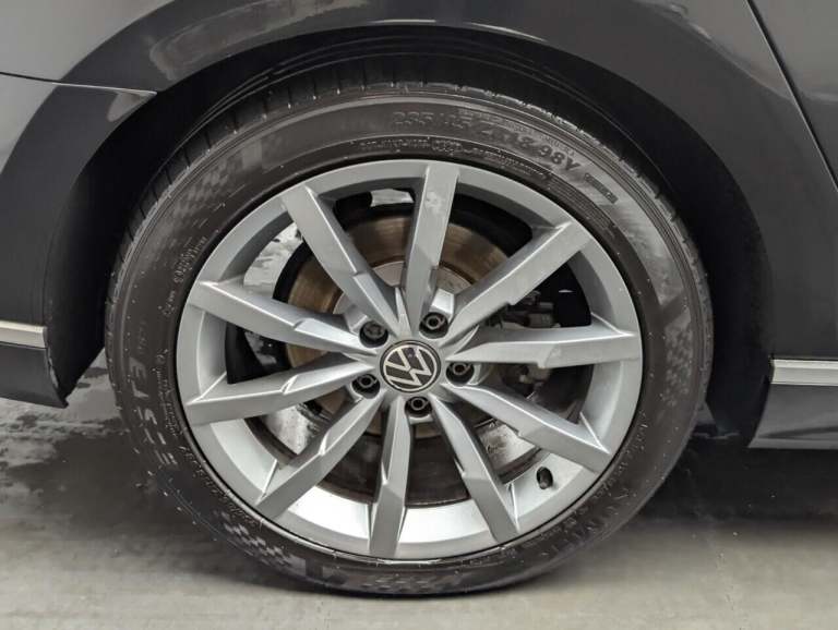 2021 Volkswagen Passat 2.0 TDI EVO R-Line Estate 5dr Diesel DSG Euro 6 (s/s) (150 ps) - CRUISE CO...