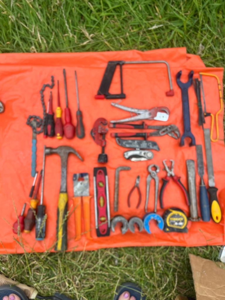 33 items Mixed plumbing / diy Hand Tools – good Condition