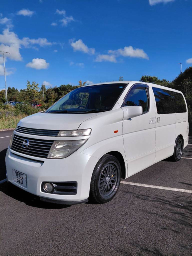 Nissan Elgrand, petrol/lpg 45mpg 2002, 3490 (cc)