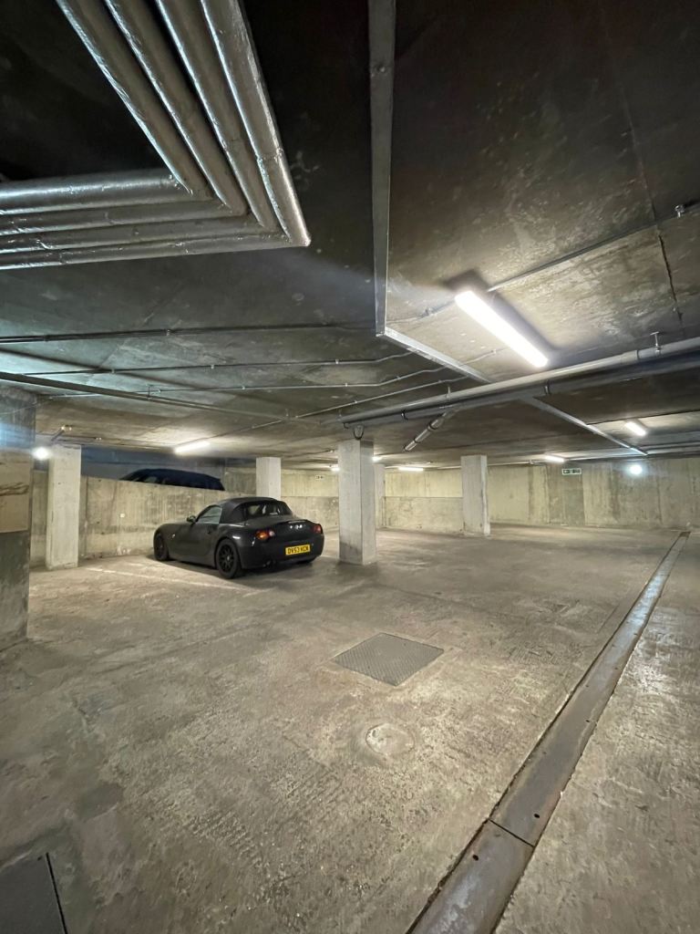 Parking Space - SW11 3JW Icon Building Battersea 