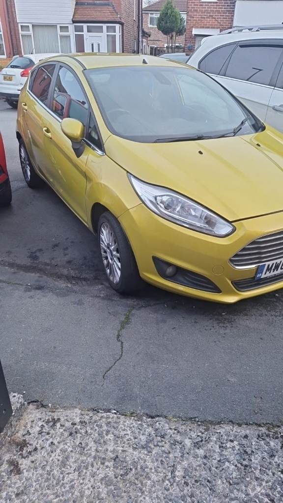 Ford, FIESTA, Hatchback, 2013, Manual, 1498 (cc), 5 doors