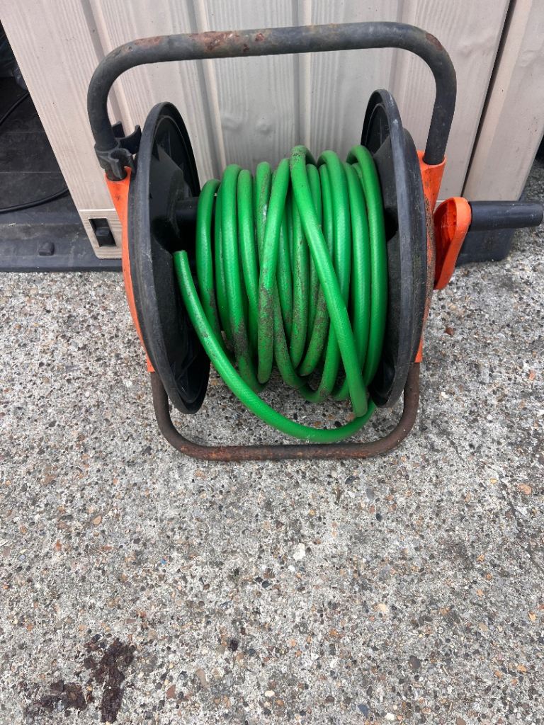 Free Garden hose with reel