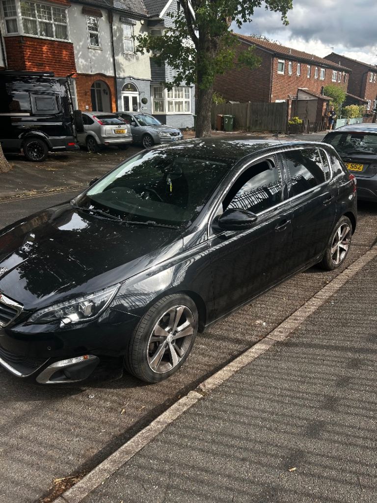 Peugeot, 308, Hatchback, 2015, Manual, 1199 (cc), 5 doors