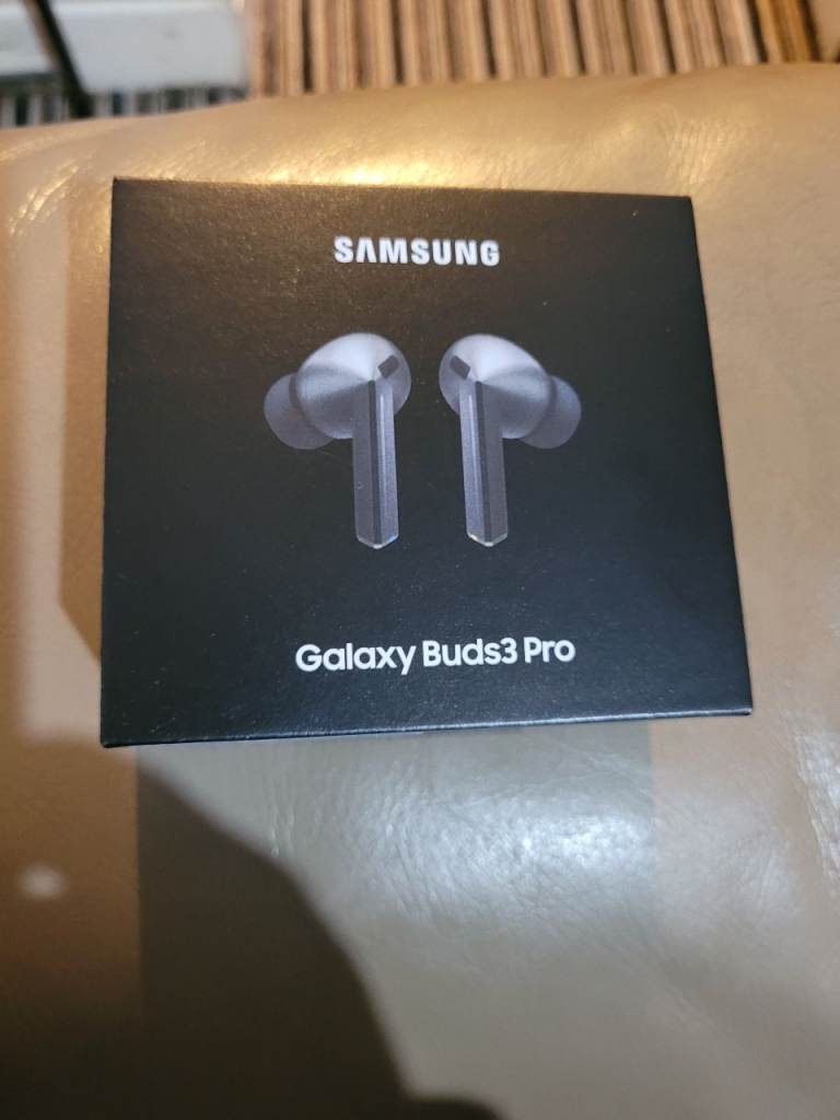Samsung Galaxy Buds 3 Pro new 