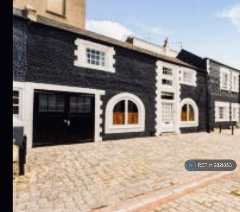 3 bedroom house in Kemp Town Place, Brighton, BN2 (3 bed) (#2821853)