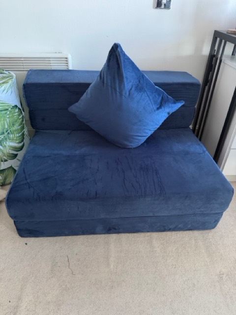Navy Blue Folding Sofa Bed (Z-Bed) – Like New