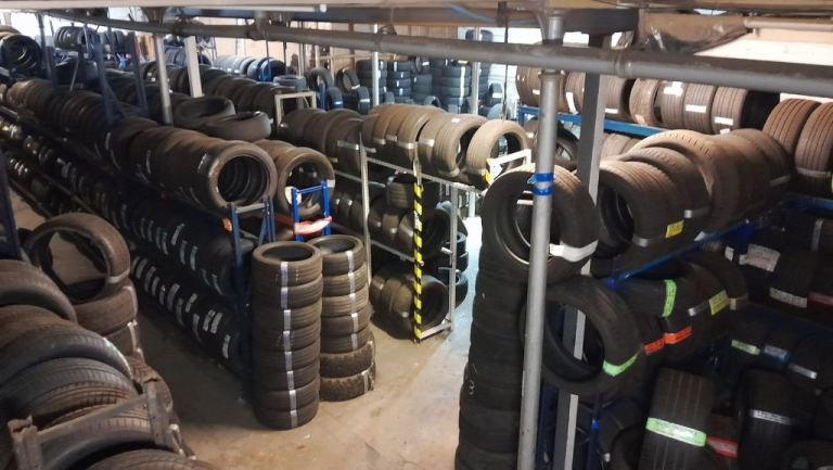 *OPN 7 DAYS **OVER 4000 P/WORN TYRES IN STOCK matching pairs & sets p/worn branded tyres car van 4X4