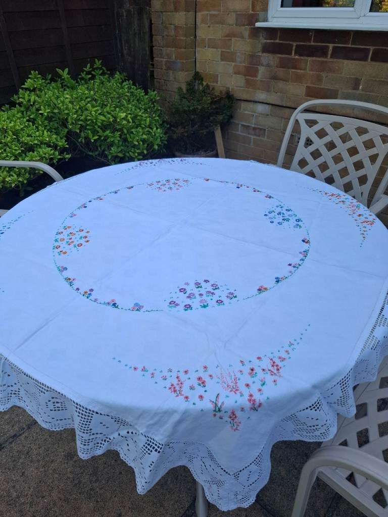 Tablecloth 