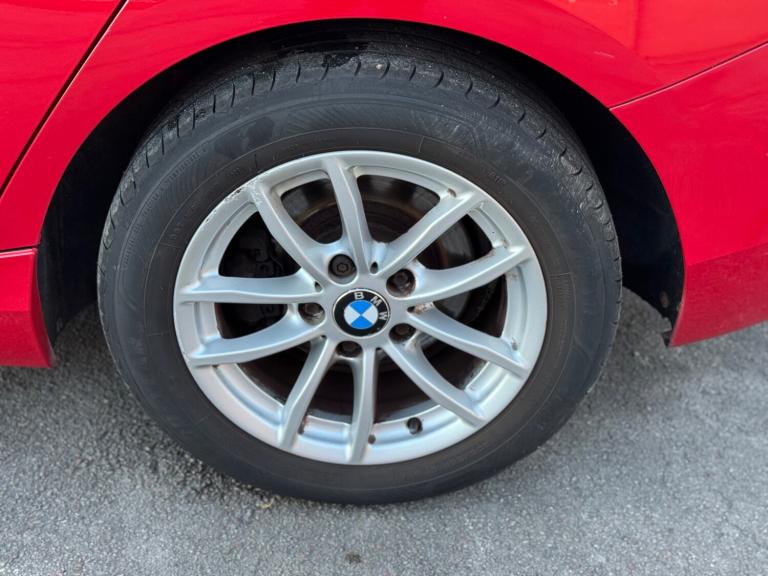 2013 BMW 1 Series 116d EfficientDynamics 5dr HATCHBACK Diesel Manual