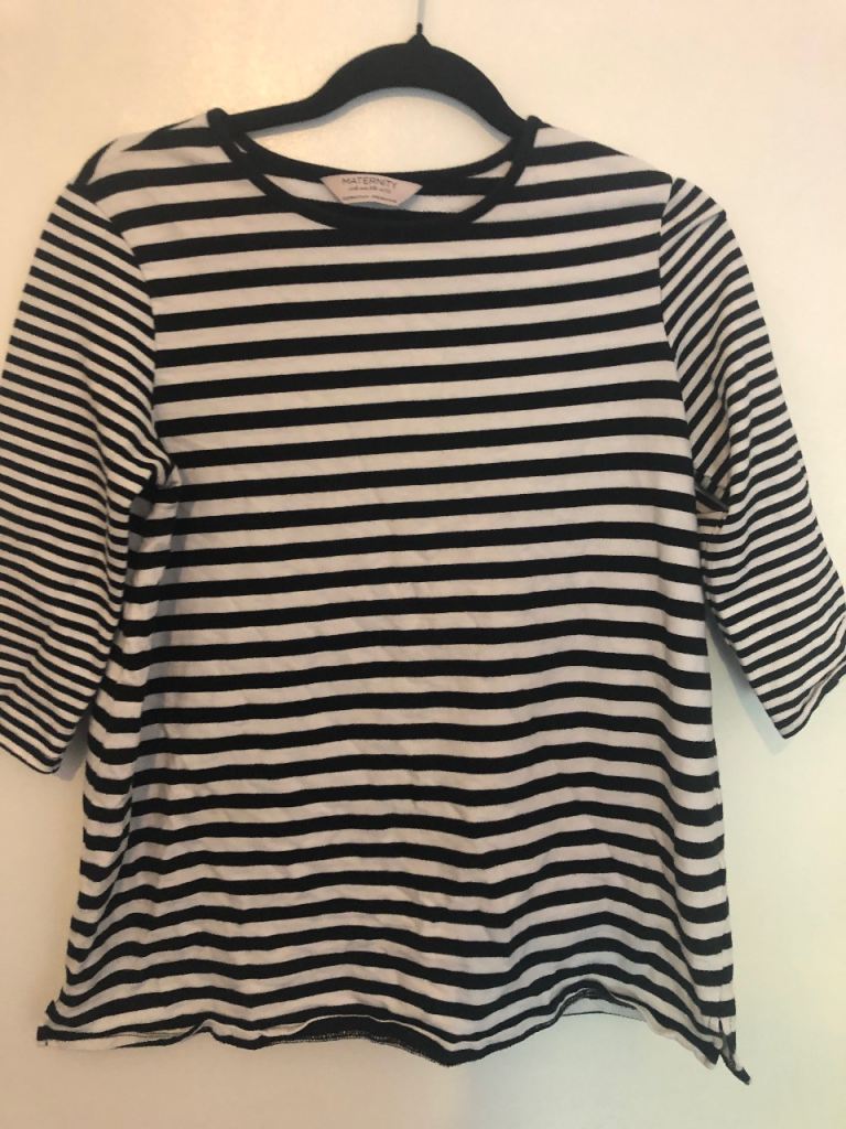 Black and White Striped Women's T-Shirt – Good Condition
