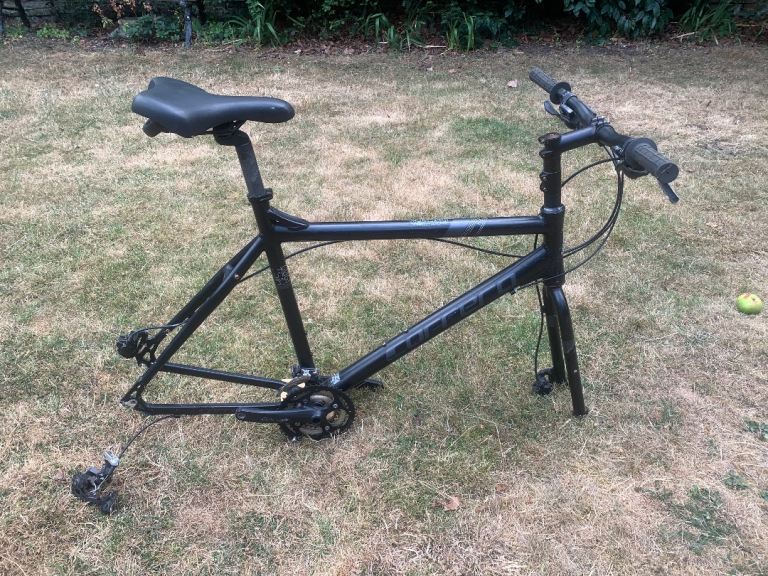 Carrera 6061 TSIX frame, hydraulic brakes 