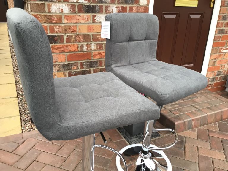 £76 (2) X BRAND NEW LAKELAND FURNITURE GREY FABRIC GAS LIFT UP DOWN  SWIVEL BAR STOOLS