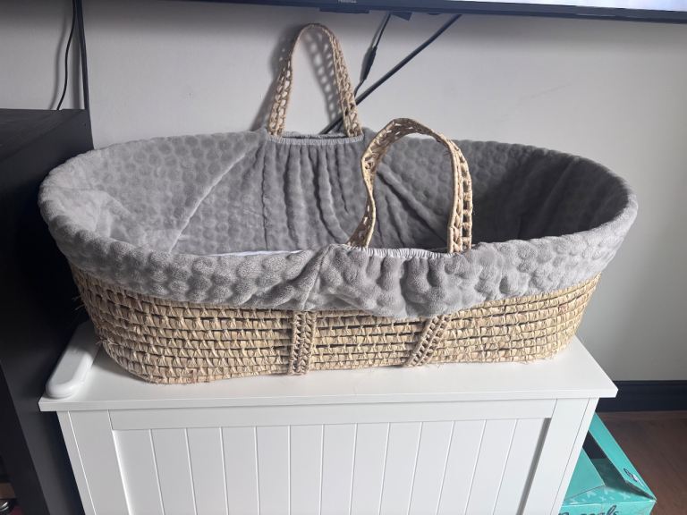 Clair de lune Moses basket 