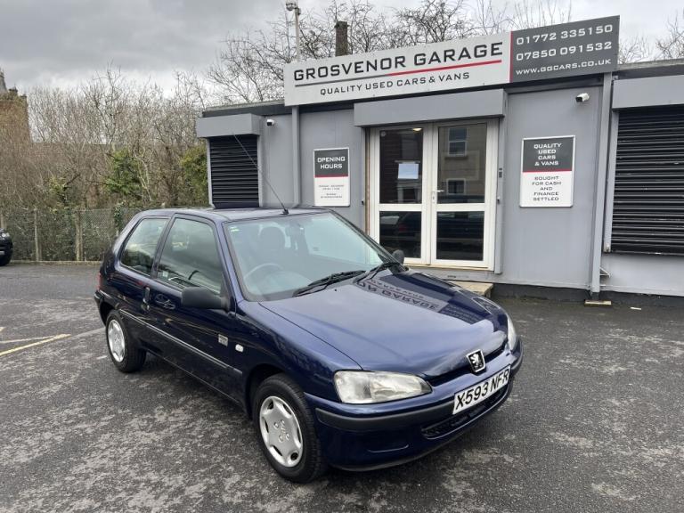 2001 Peugeot 106 1.1 INDEPENDENCE 3DR Manual Hatchback Petrol Manual