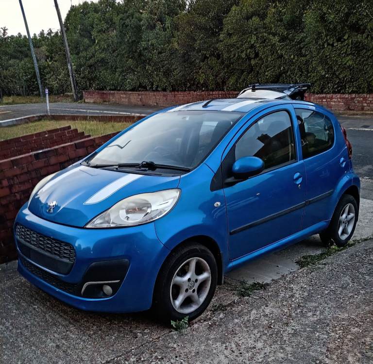 Peugeot, 107, Hatchback, 2012, Manual, 998 (cc), 5 doors