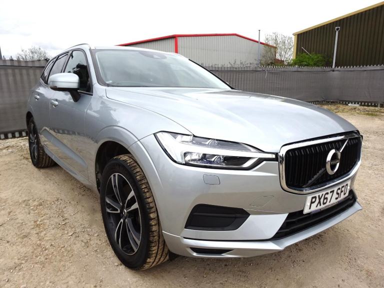 2017 67 REG VOLVO XC60 MOMENTUM D4 AWD AUTO DAMAGED REPAIRABLE SALVAGE