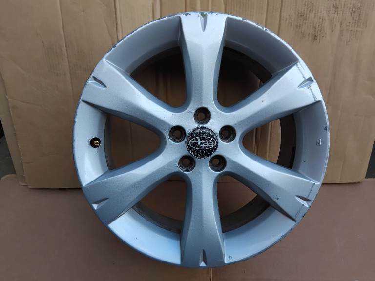 Subaru Legacy Original 17in Alloy Wheel Sport 17x7J