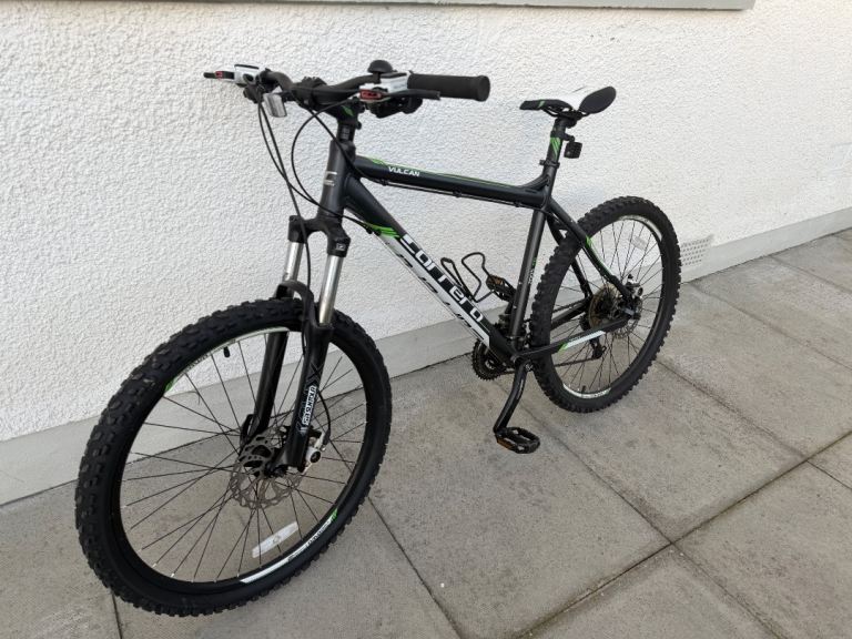 Carrera Vulcan Mens Mountain Bike