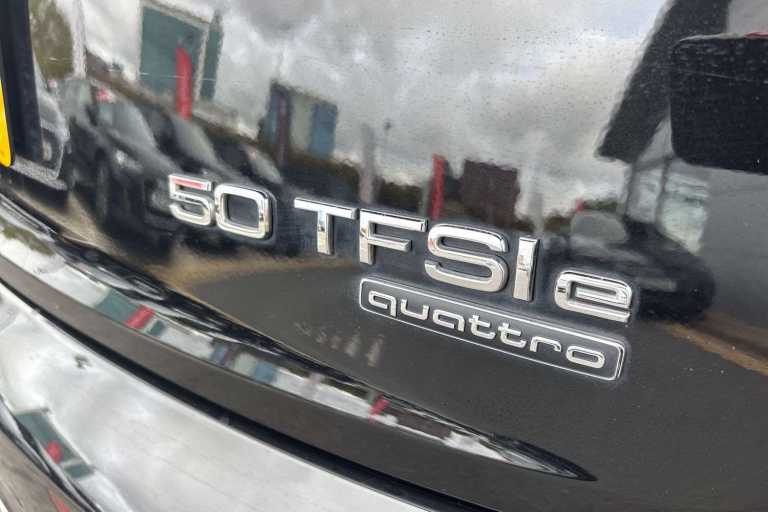 2022 Audi Q5 50 TFSI e Quattro S Line 5dr S Tronic SUV Plug-In Hy Automatic