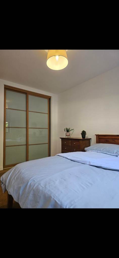 3 bedroom fully furnished near Glasgow University