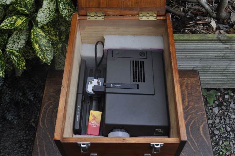 Zeiss Ikon Ikolux autofocus slide projector