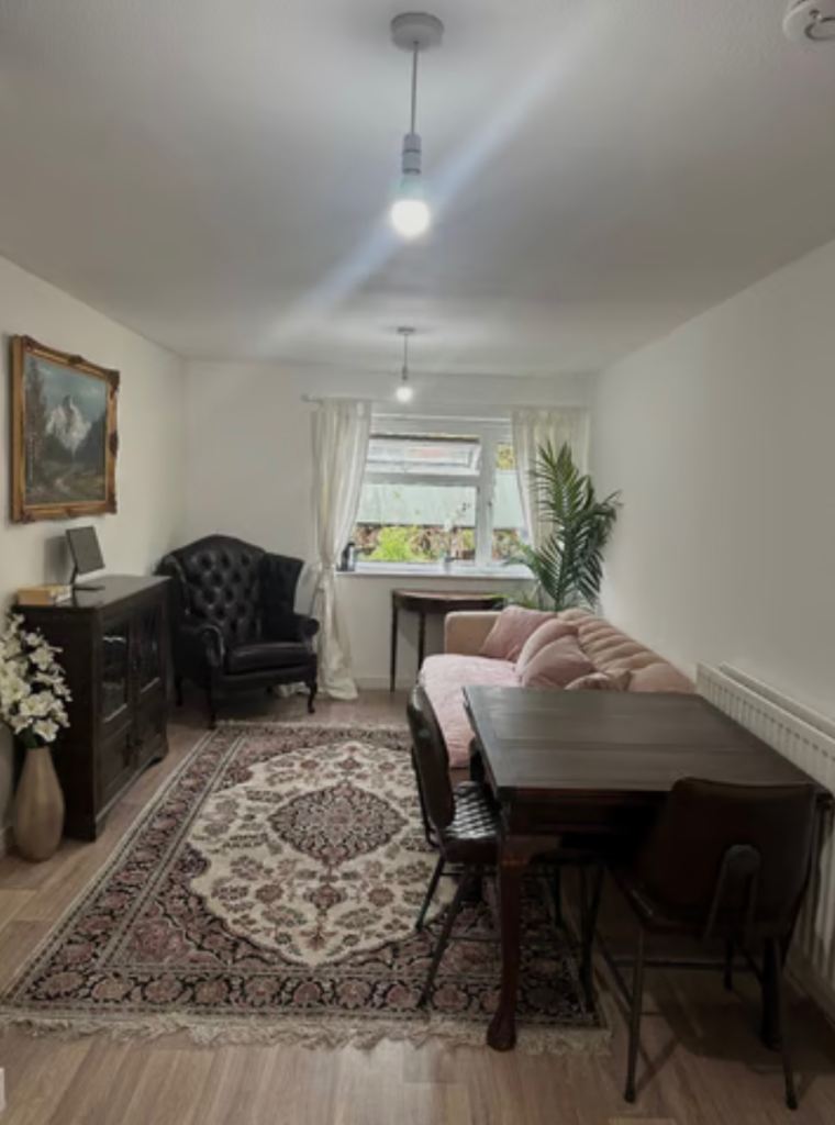 1 bed flat in Birmingham wanting 1 or 2 bed in Moseley, Birmingham. 