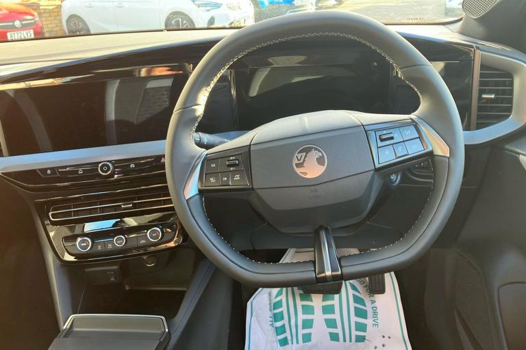  Vauxhall Mokka Electric 54kwh Design Suv 5dr Electric Auto 156 Ps Electric