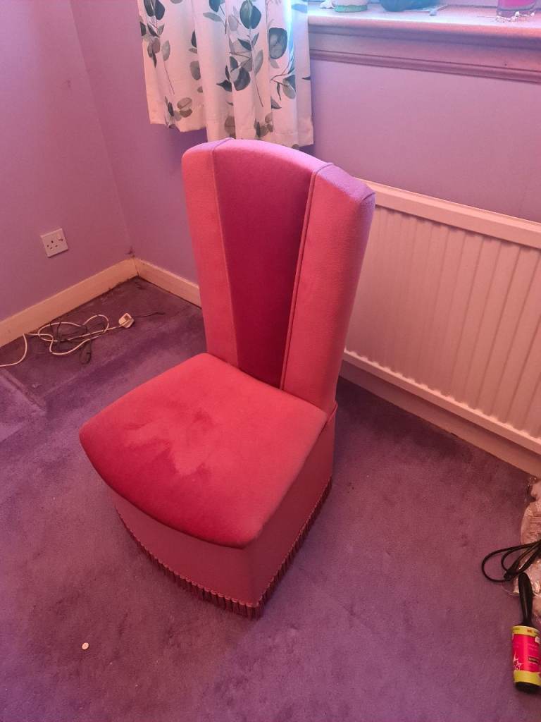 Vintage dressing chair